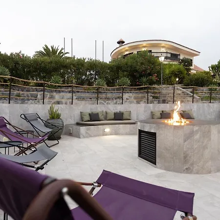 酒店 Alta Montana 3*