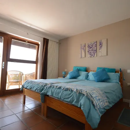 Отель Alta Montana