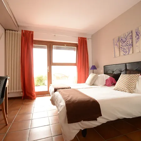 Отель Alta Montana