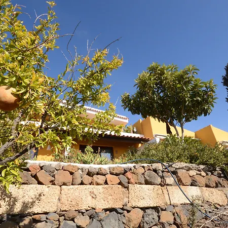 Отель Alta Montana Вилафлор